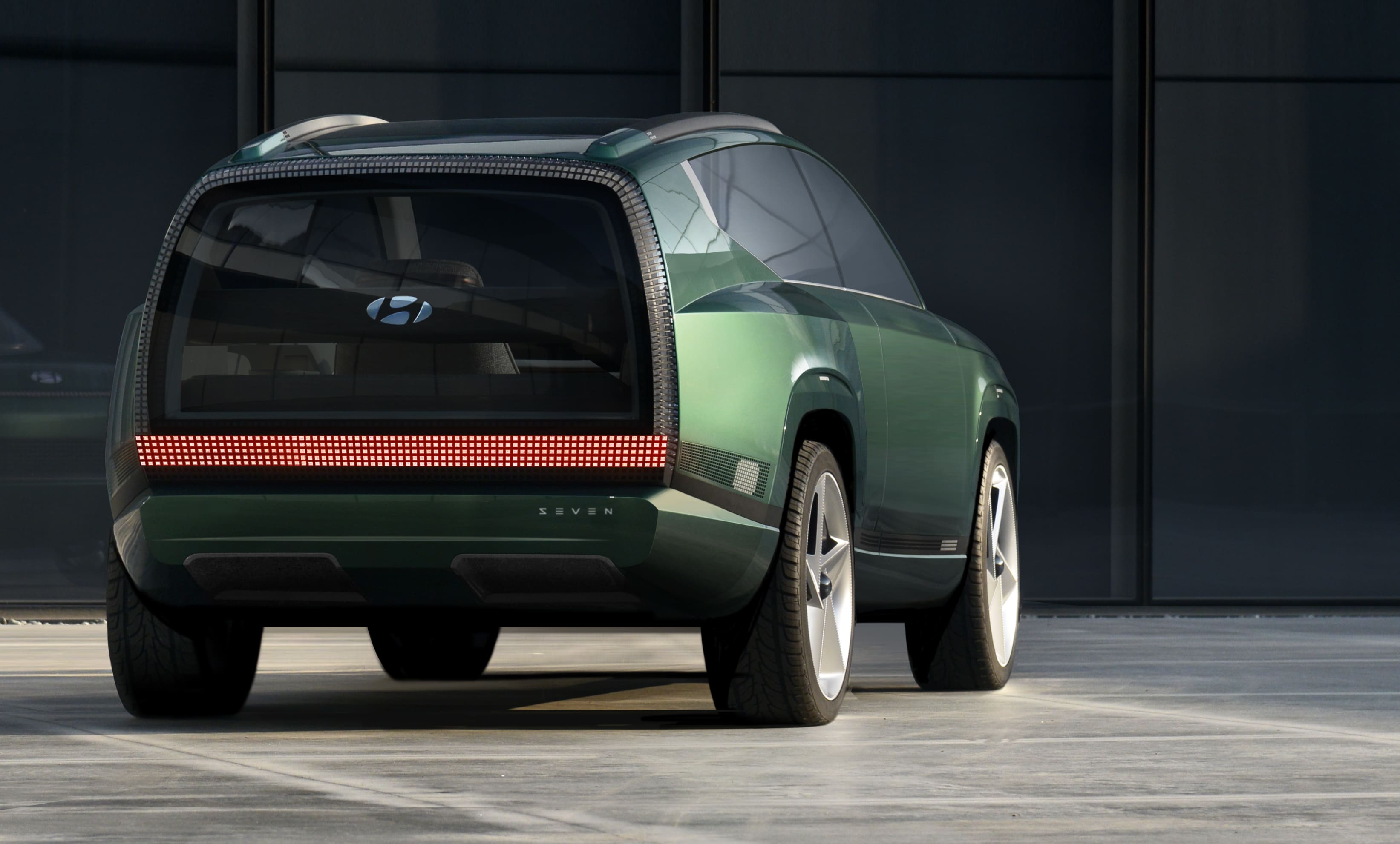 Hyundai Motor представила концепт SEVEN – позасегментний позашляховик бренду IONIQ. | Хюндай Мотор Україна - фото 11