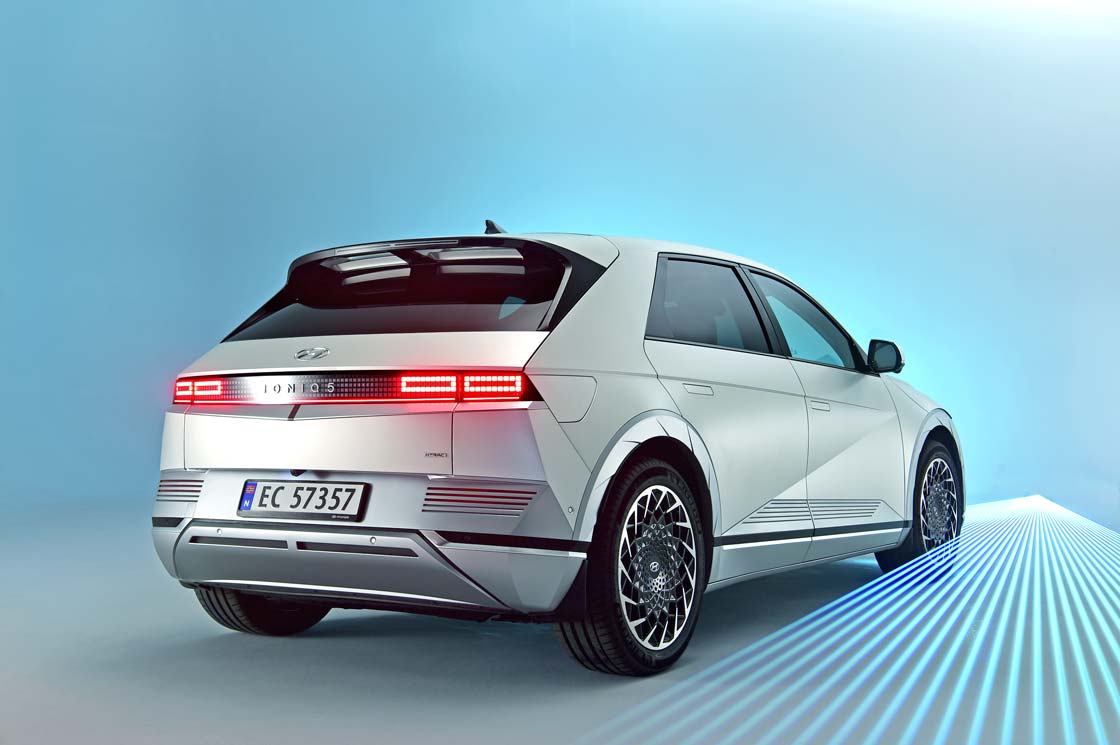 Головну нагороду «Автомобіль року 2021» отримав бренд Hyundai за модель IONIQ 5 | Хюндай Мотор Україна - фото 7