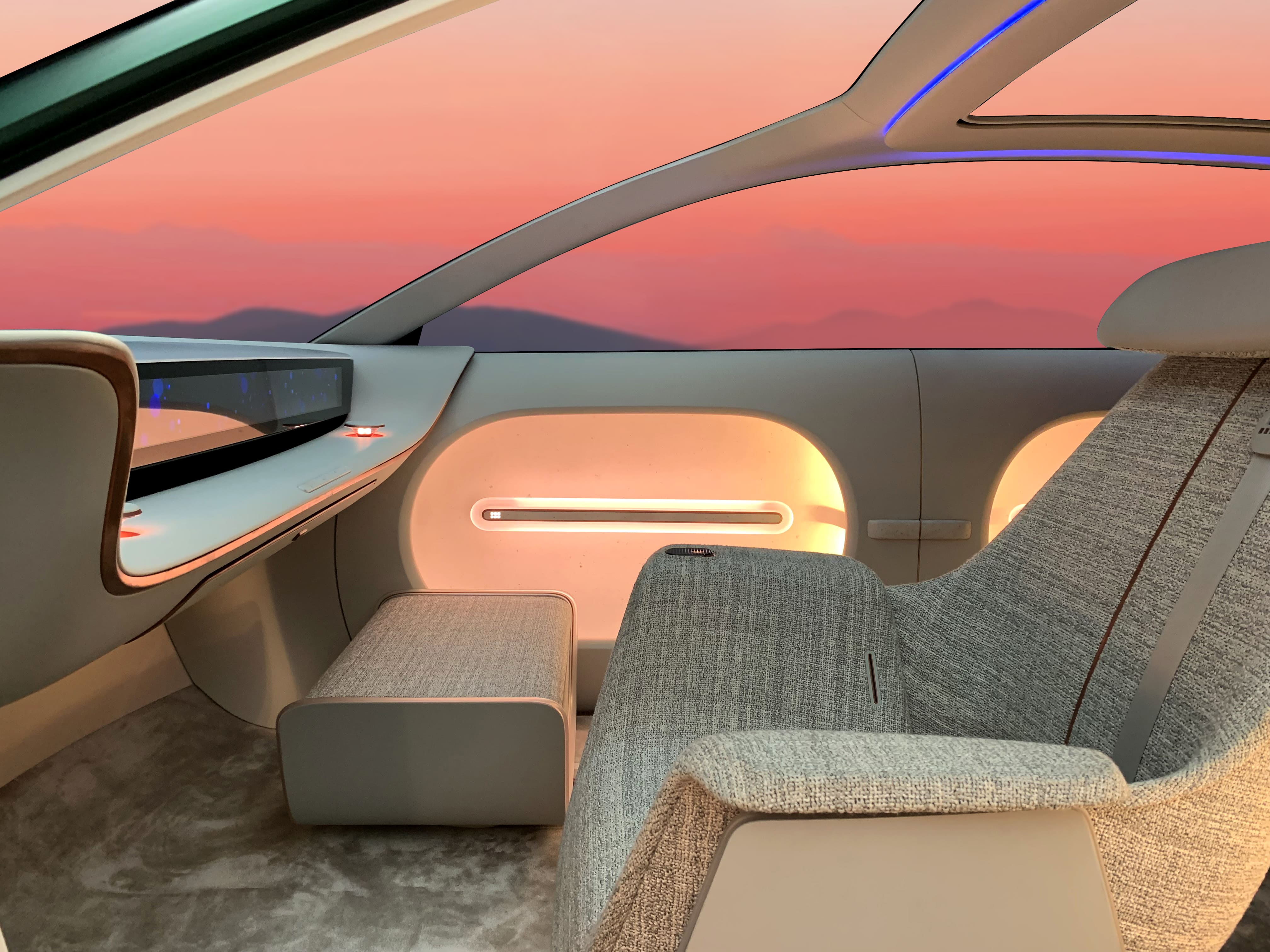 Hyundai Motor представила концепт SEVEN – позасегментний позашляховик бренду IONIQ. | Хюндай Мотор Україна - фото 10