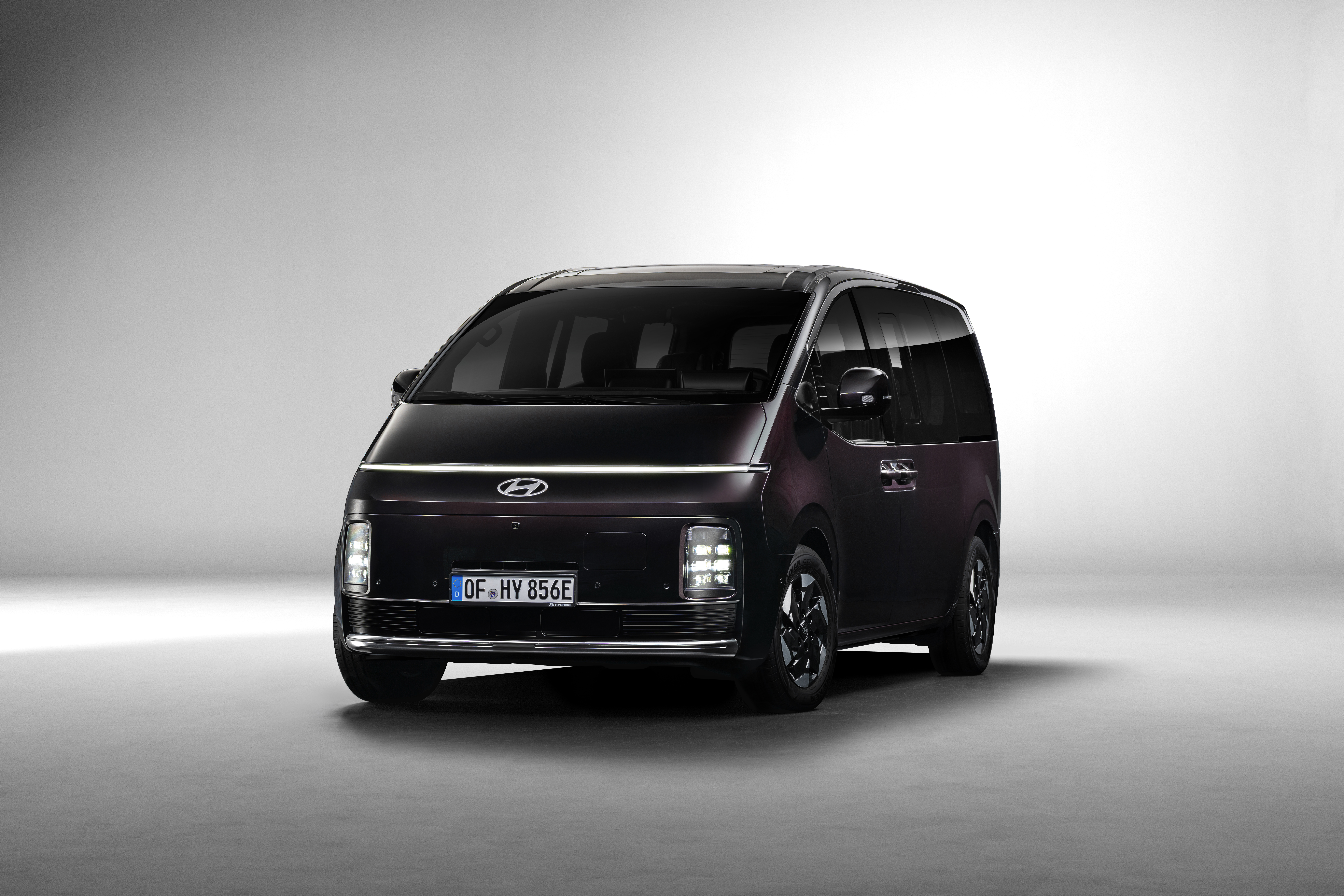 Hyundai STARIA Electric дебютує, встановлюючи новий стандарт просторової, щоденної мобільності з нульовими викидами | Хюндай Мотор Україна - фото 6